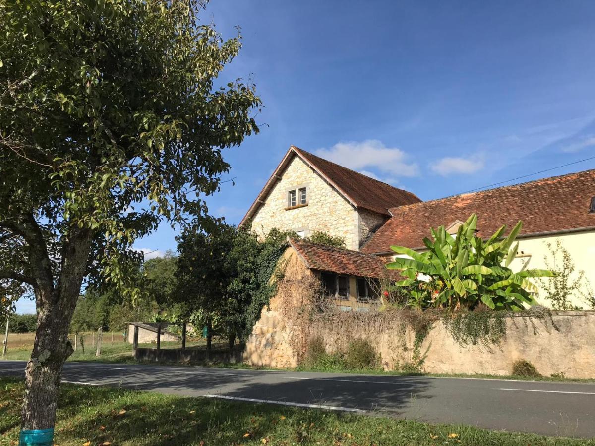 Bed and Breakfast Les Tibles Nanthiat Екстер'єр фото